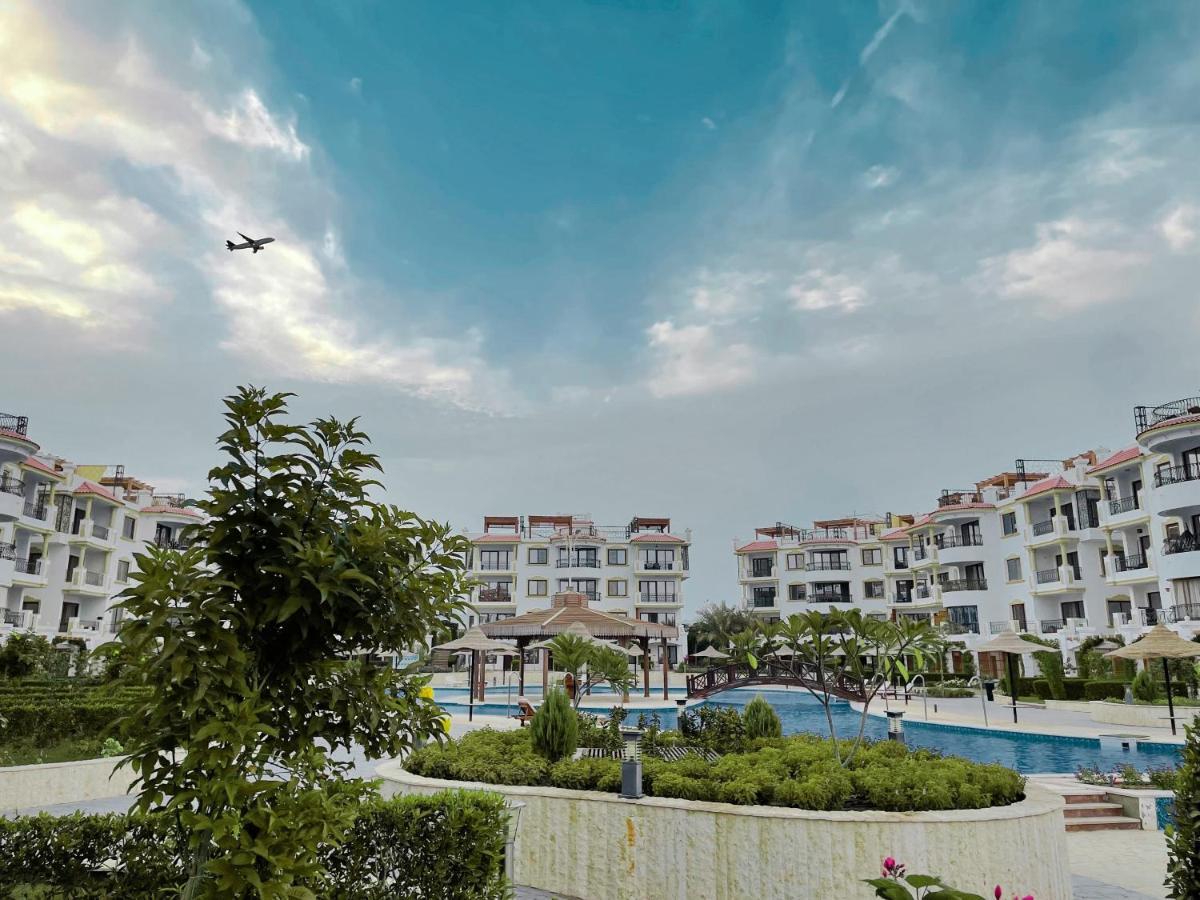 Sharm Hills Aqua Park Resort Екстер'єр фото