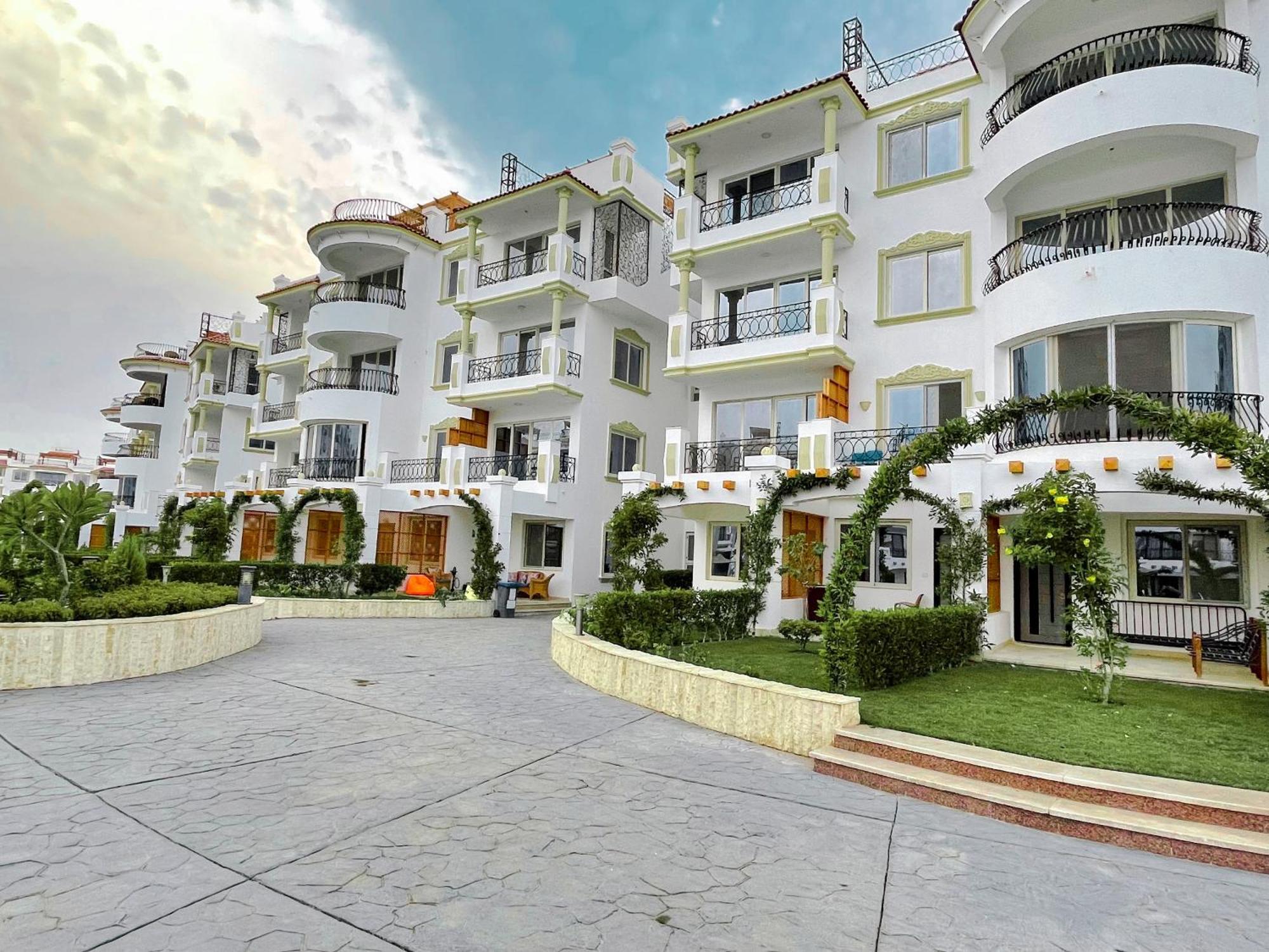 Sharm Hills Aqua Park Resort Екстер'єр фото